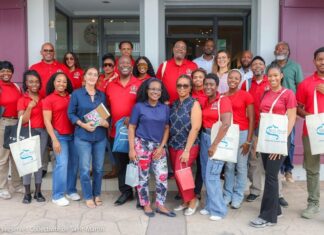 DCOMM visits French side Counterparts