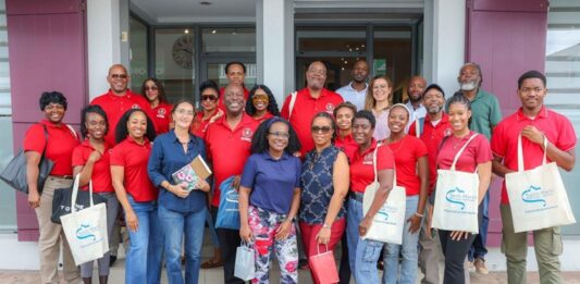 DCOMM visits French side Counterparts