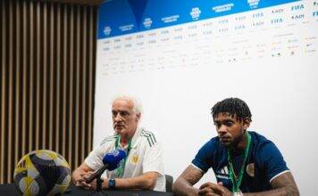 NOS KAPITAN LEANDRO BACUNA HUNTU KU NOS ‘BONDS COACH’ FRED RUTTEN A TENE UN RUEDA DI PRENSA PA DUNA DEKLARASHON RIBA NOS PARTIDO KONTRA CHINA!