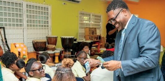 CBCS brings ‘Money Week’ to primary schools in Curaçao and Sint Maarten