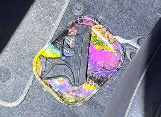 Two Suspects Arrested and Firearms Confiscated Following Police Control in Simpson Bay Area