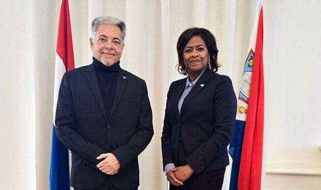 Minister Arrindell meets with Eduard Braam Curaçao’s Special Envoy to the EU