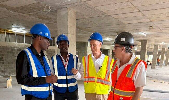 Minister Brug provides clarity on new hospital construction project