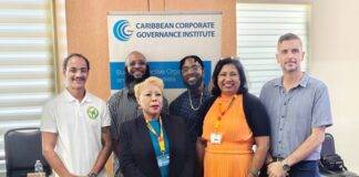 URSM Board Members Participate in Corporate Governance Training