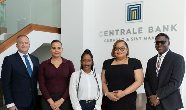 Minister of Finance Welcomes New CBCS Sint Maarten Branch Director, Ms. Nicole Marlin.