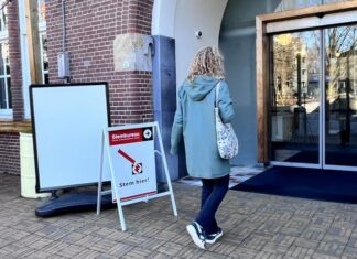 Five suspected or convicted criminals to be sworn in as municipal councillors tomorrow