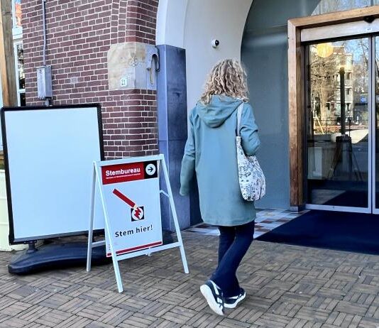 Five suspected or convicted criminals to be sworn in as municipal councillors tomorrow