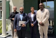 VROMI in court to keep Mullet Bay Beach Public !