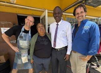 Minister Brug visits Freegan Food Foundation; announces extension of support program for seniors