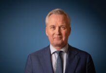 State Secretary Van der Burg is visiting the Caribbean part of the Kingdom: focus on governance, security and economic development