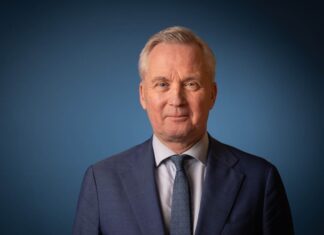 State Secretary Van der Burg is visiting the Caribbean part of the Kingdom: focus on governance, security and economic development