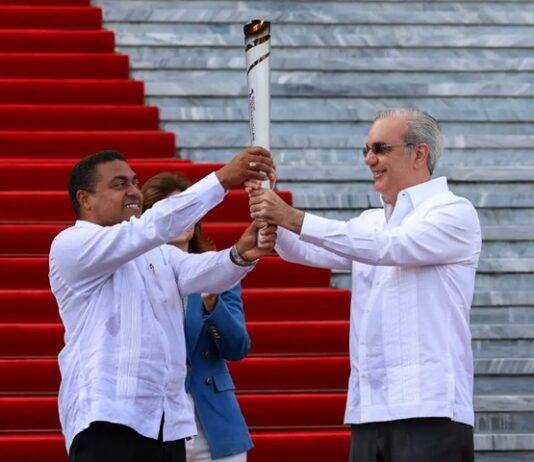 President Abinader officially starts the torch route towards the Santo Domingo 2026 Games