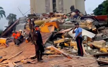 2 powerful quakes hit Venezuela, killing at least 164 and injuring nearly 1,000