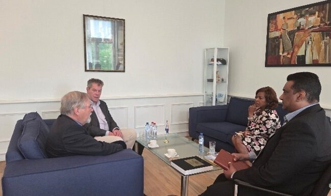 Minister Arrindell discusses sustainable solutions for waste management on Sint Maarten
