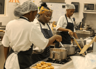 SHTA Mixer Celebrates the Launch of the New Year-Round St. Maarten Flavors Platform