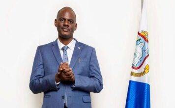 Brug To the people of Sint Maarten,