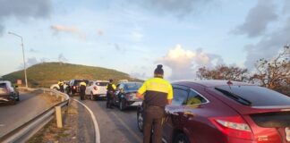 Police Force of Sint Maarten Conducts Vehicle and Documentation Controls on A.J.C. Brouwers Road