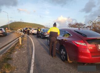 Police Force of Sint Maarten Conducts Vehicle and Documentation Controls on A.J.C. Brouwers Road