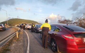 Police Force of Sint Maarten Conducts Vehicle and Documentation Controls on A.J.C. Brouwers Road