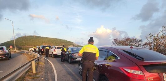 Police Force of Sint Maarten Conducts Vehicle and Documentation Controls on A.J.C. Brouwers Road