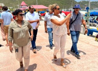 Minister Heyliger-Marten uses busy cruise day walkthrough to assess Boardwalk enforcement, vending and visitor experience