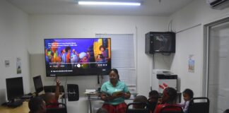 Spreading Sunshine Through Story Time at the Sint Maarten Library