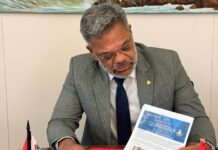 Prime Minister Mercelina Receives from Cabinet Minister Plenipotentiary Quarterly Newsletter