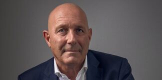 Jan Helmond steps down as Acting Kingdom Representative