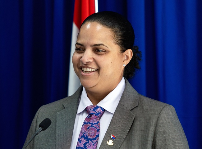 DCOMM Minister M Gumbs 6