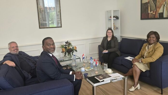 MinPLEN GA Meets with Sint Maarten Governor Ajamu Baly 170926