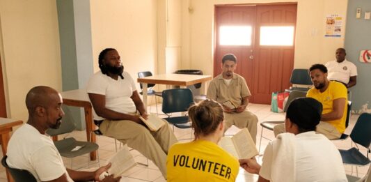Book Club brings life to Satellite Prison Library