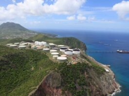 Government monitoring diesel spill in Statia waters