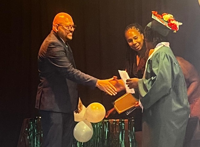 MP Wever Honors 721 Kids Foundation Graduates in St. Maarten Ceremony