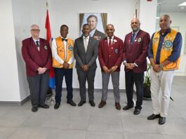 Lions District Governor Pays Courtesy Visit