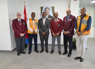 Lions District Governor Pays Courtesy Visit