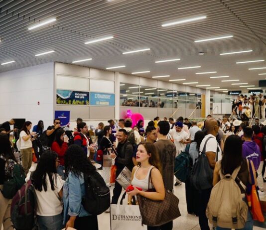 St. Maarten Welcomes Approximately 400 Colombian Visitors As Wingo Airlines’ Destino Oculto 3 Reveals Its Secret Caribbean Destination